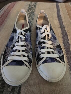 PRADA Linea Rossa 37.5 (7)Navy White Floral Sneakers Womens Low Profile Lavender